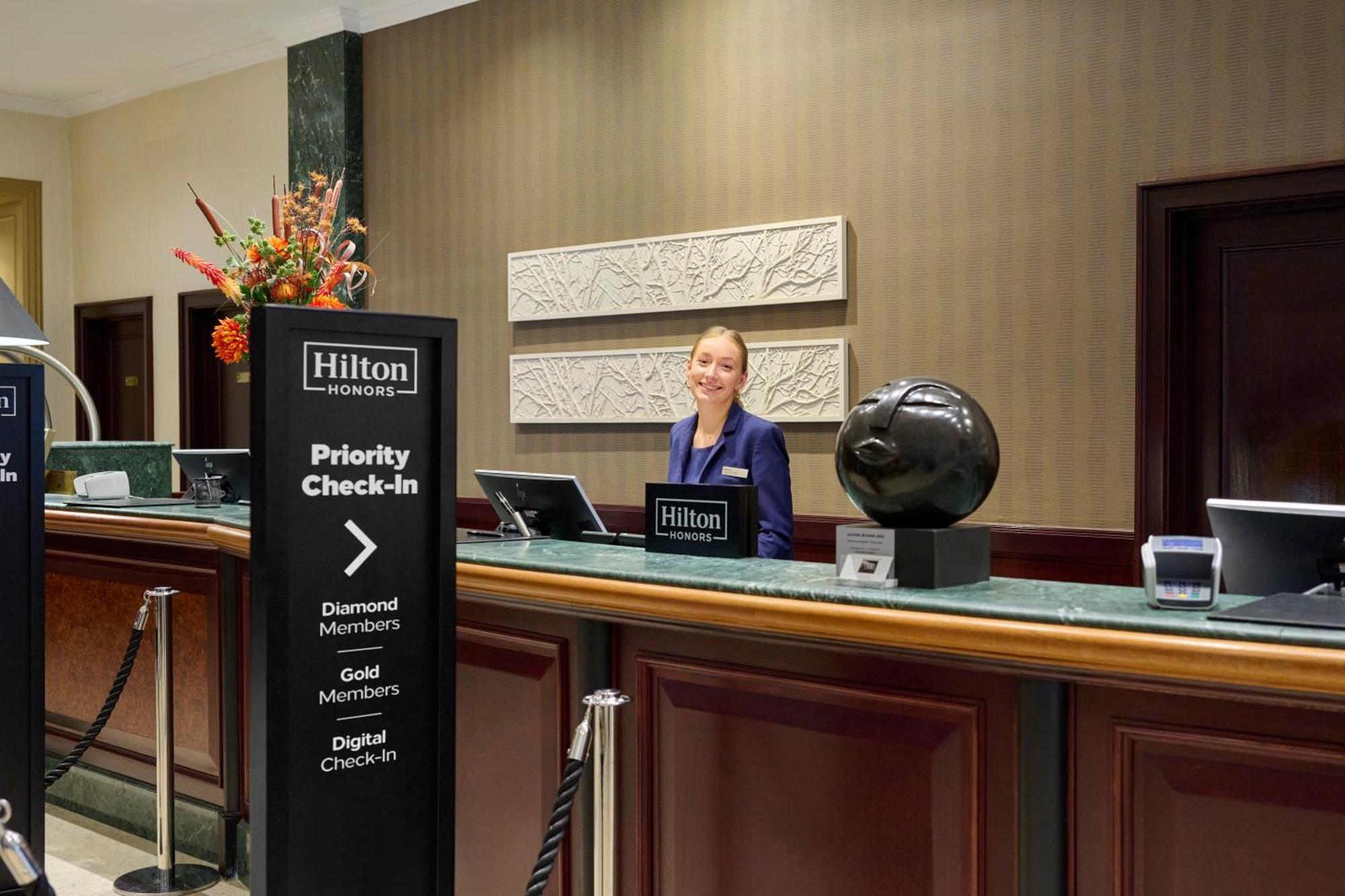 Hilton Antwerp Old Town Hotel Luaran gambar