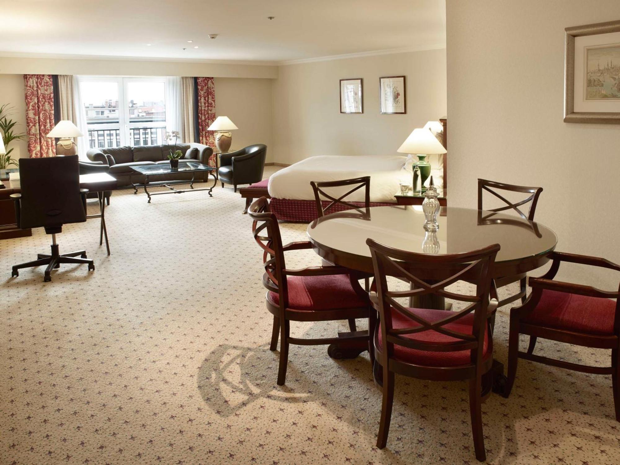 Hilton Antwerp Old Town Hotel Luaran gambar