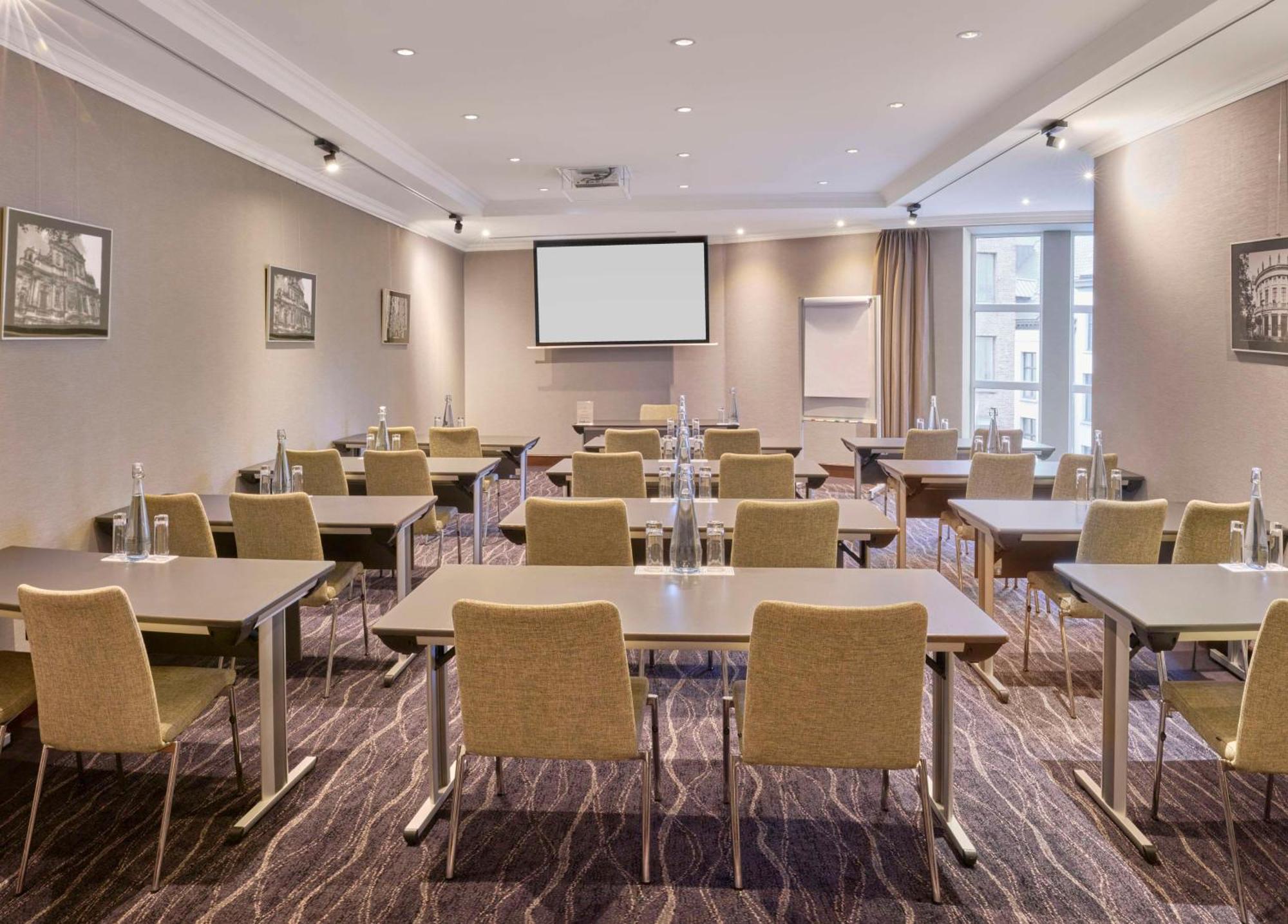 Hilton Antwerp Old Town Hotel Luaran gambar
